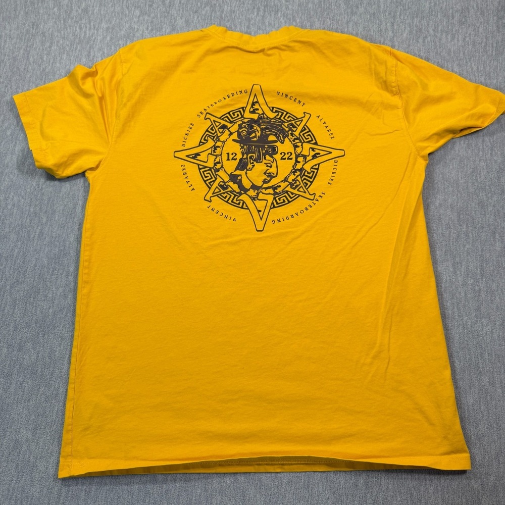 Dickies T-Shirt Men Large Yellow Vincent Alvarez Aztec Skateboarding Graphic Tee